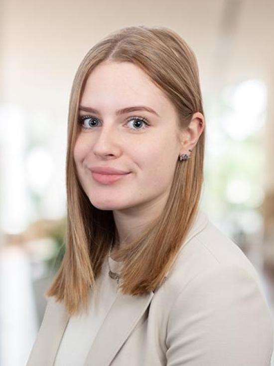 Portrait of Hannah Volk